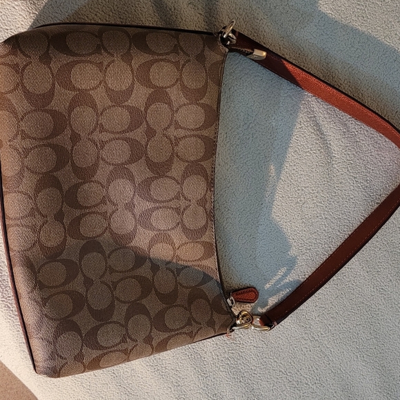 Coach shoulder bag - Picture 2 of 9
